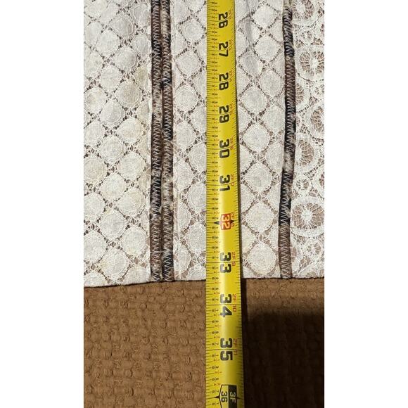 BCBG Maxazria Andreea White Cotton Blend Lace Sheath Dress Size 8 - Picture 6 of 7